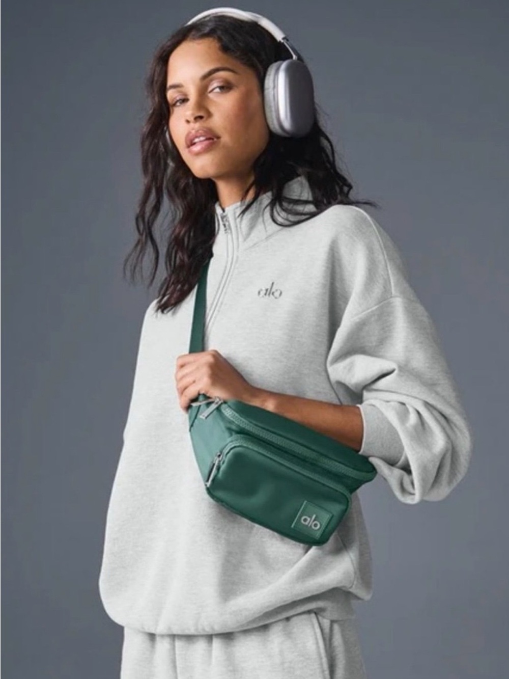 ALO Yoga Dark Green Belt Fanny Bag